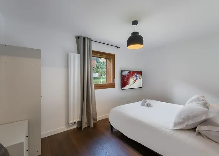 Spacieux Pour Familles Pres Du Centre Avec Parking - Fr-1-569-85 *