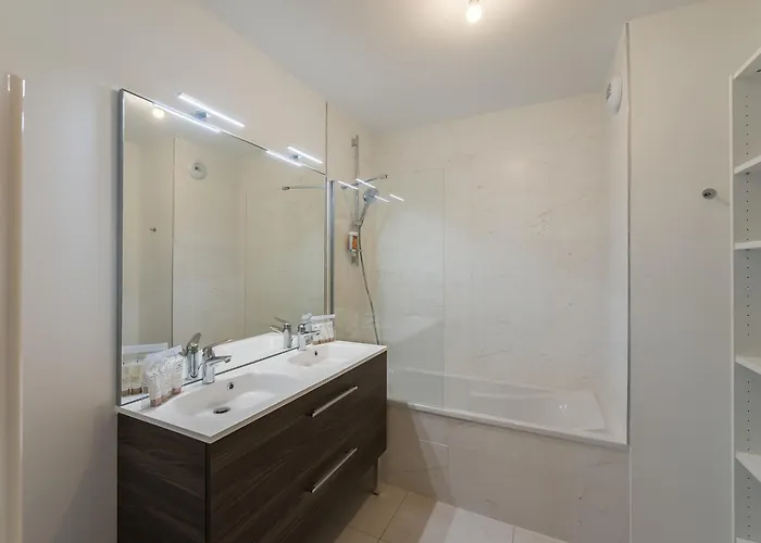 Spacieux Pour Familles Pres Du Centre Avec Parking - Fr-1-569-85 * موجوف